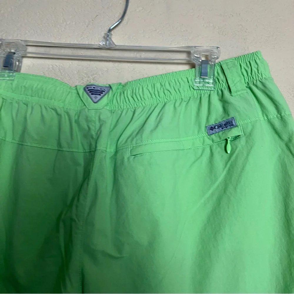 Columbia PFG Fishing Elastic‎ Waist Green Shorts Mens Size XL